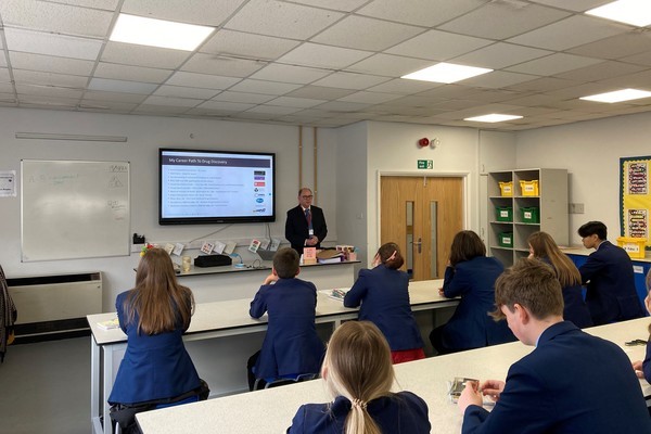 Pupils in a lab